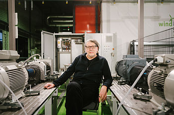 Prof. Dr. Schulte im Labor © HTW Berlin_Alexander Rentsch